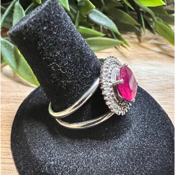 1.80CT ROUND MAHALEO RUBY WITH .28CTW ROUND WHITE TOPAZ STERLING SILVER RING S8 - Picture 2 of 5